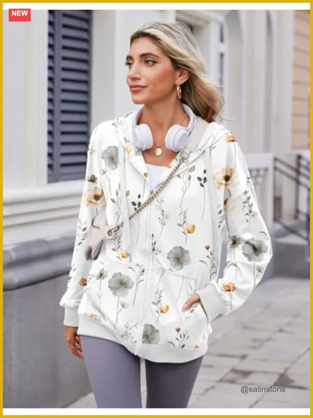 Zeagoo Women's Lightweight Zip Up Oversized Hoodie Floral Print